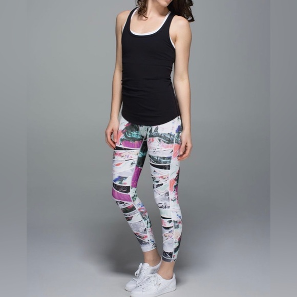 Lululemon High Times Pant *Full-On Luon - Picture 7 of 8